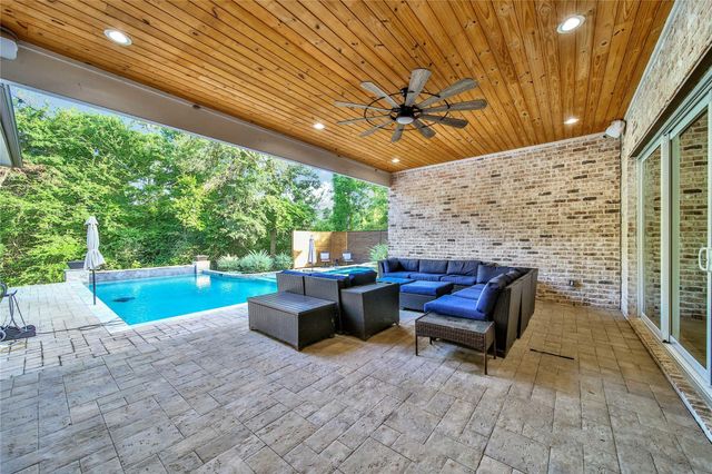 25218 Melanie Pointe, Tomball, TX 77375