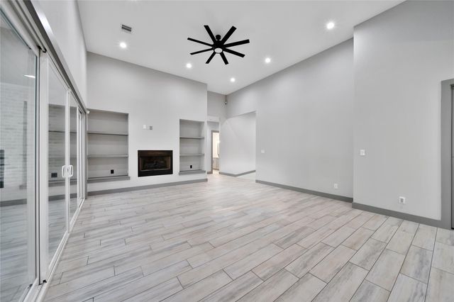25218 Melanie Pointe, Tomball, TX 77375