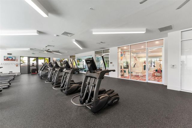 4733 NW 83rd Pkwy, Doral, FL 33166