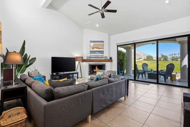 54805 Inverness Way, La Quinta, CA 92253