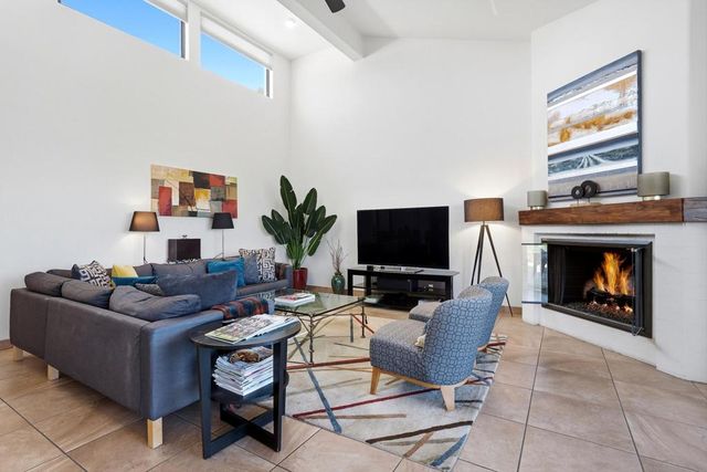 54805 Inverness Way, La Quinta, CA 92253