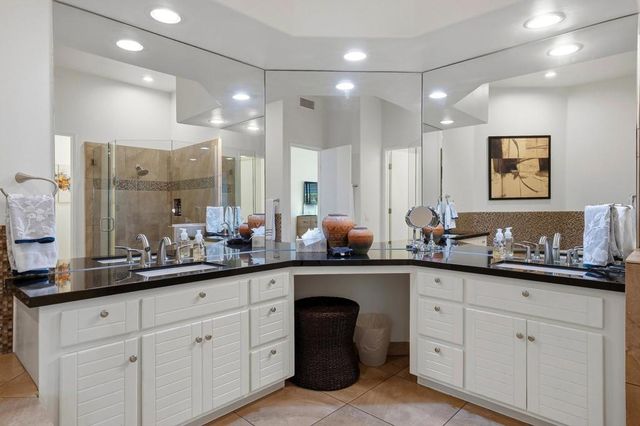 54805 Inverness Way, La Quinta, CA 92253