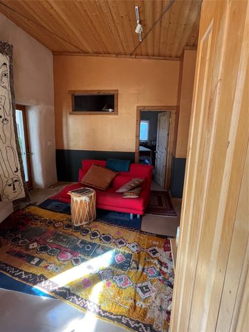 23 Camino Cerro Chato, Cerrillos, NM 87010