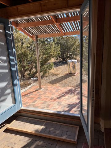 23 Camino Cerro Chato, Cerrillos, NM 87010