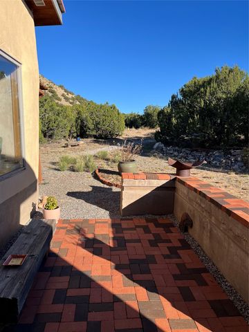23 Camino Cerro Chato, Cerrillos, NM 87010