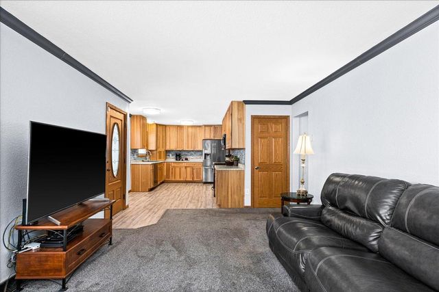 4016 W Arrowhead Road, Duluth, MN 55811