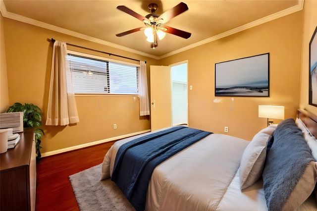 11954 Brook Meadows Lane, Meadows Place, TX 77477