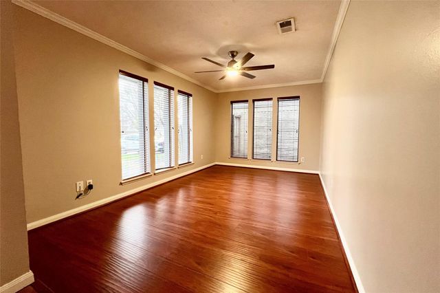 11954 Brook Meadows Lane, Meadows Place, TX 77477