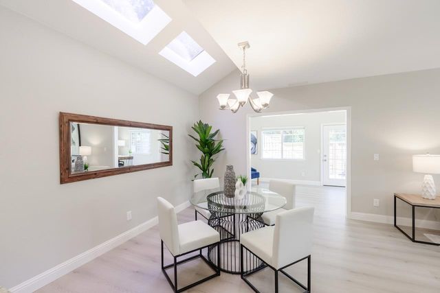 31 Dunslee Way, Scotts Valley, CA 95066