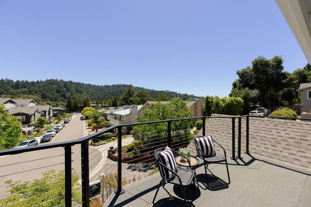 31 Dunslee Way, Scotts Valley, CA 95066