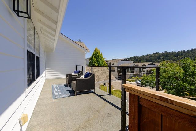 31 Dunslee Way, Scotts Valley, CA 95066