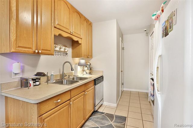 38730 Golfview Drive, Clinton Township, MI 48038