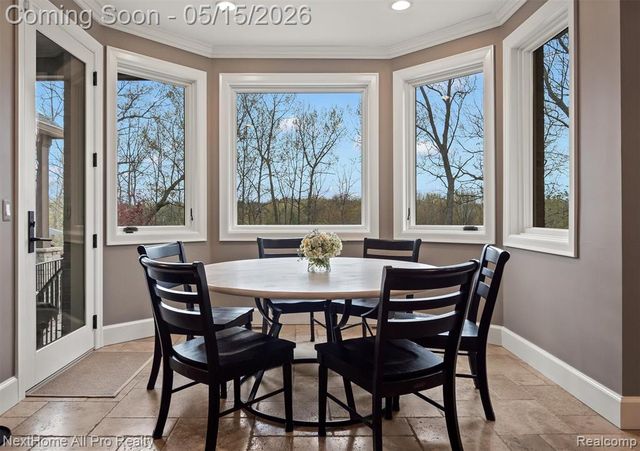 12385 Boulder Pass Drive, Milford, MI 48380