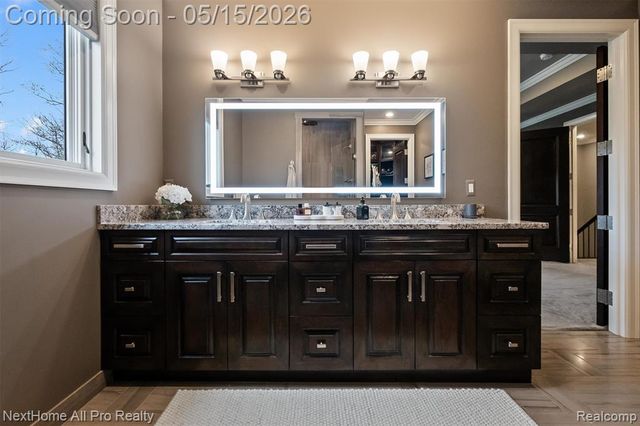 12385 Boulder Pass Drive, Milford, MI 48380