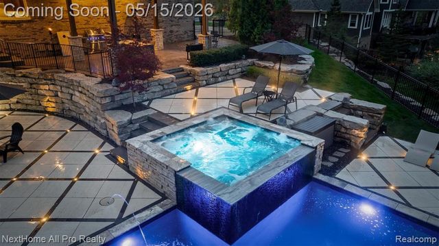 12385 Boulder Pass Drive, Milford, MI 48380