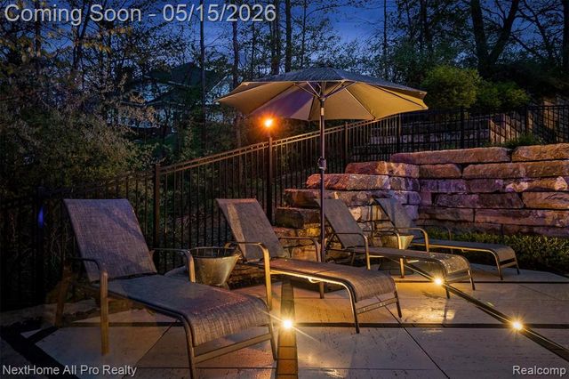12385 Boulder Pass Drive, Milford, MI 48380
