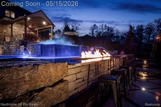 12385 Boulder Pass Drive, Milford, MI 48380