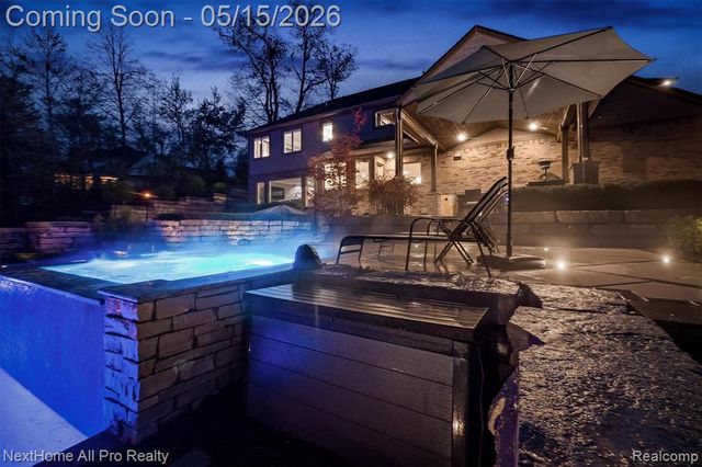 12385 Boulder Pass Drive, Milford, MI 48380