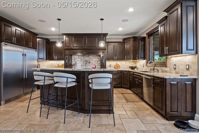 12385 Boulder Pass Drive, Milford, MI 48380