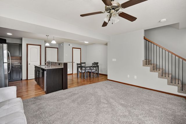 8601 Westown Parkway 33101, West Des Moines, IA 50266