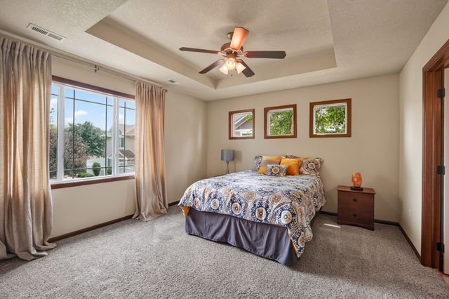 8601 Westown Parkway 33101, West Des Moines, IA 50266