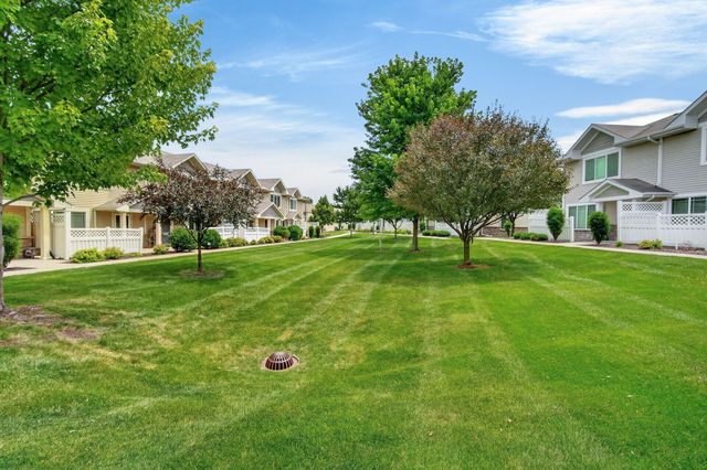 8601 Westown Parkway 33101, West Des Moines, IA 50266
