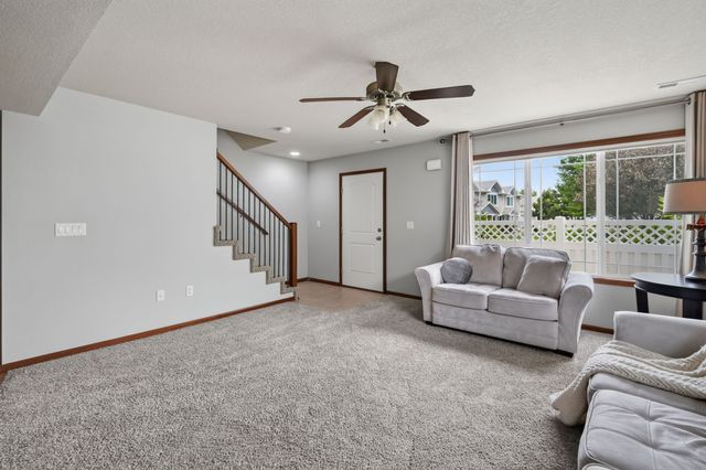8601 Westown Parkway 33101, West Des Moines, IA 50266
