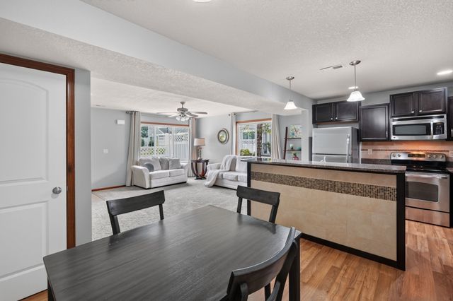 8601 Westown Parkway 33101, West Des Moines, IA 50266