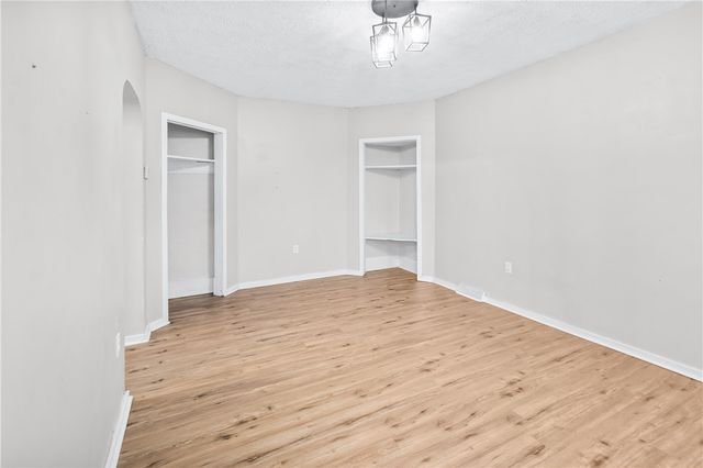 559 Glenwood Avenue, Ambridge, PA 15003