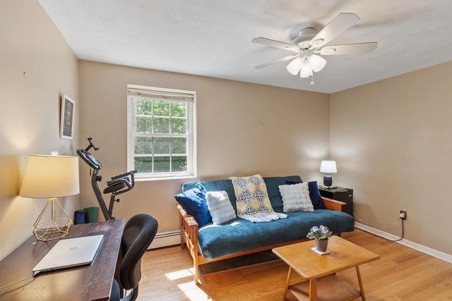 276 Albion Street 12, Wakefield, MA 01880