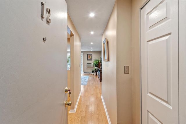 276 Albion Street 12, Wakefield, MA 01880