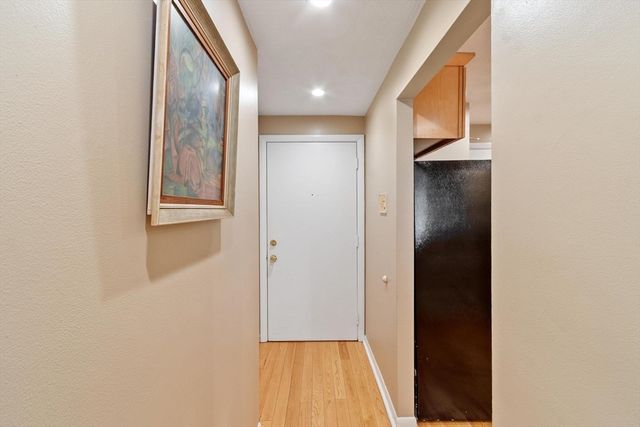 276 Albion Street 12, Wakefield, MA 01880