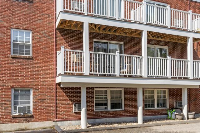 276 Albion Street 12, Wakefield, MA 01880