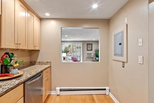 276 Albion Street 12, Wakefield, MA 01880