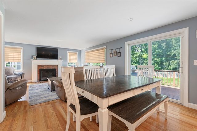 11 Draper Ave, North Attleboro, MA 02760