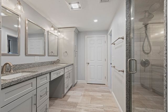 11 Draper Ave, North Attleboro, MA 02760