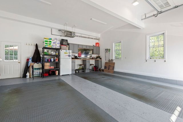 11 Draper Ave, North Attleboro, MA 02760
