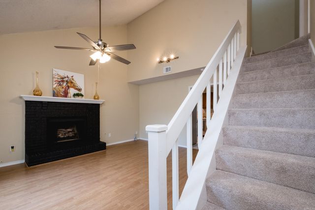121 Pin Oak Cove, Maumelle, AR 72113