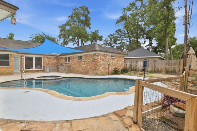 15215 Parkville Drive, Houston, TX 77068