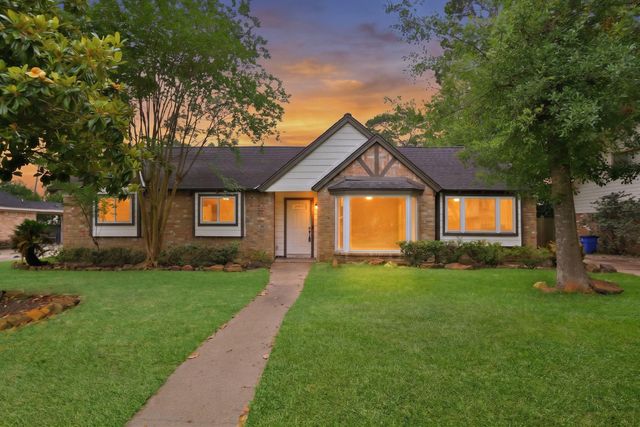 15215 Parkville Drive, Houston, TX 77068
