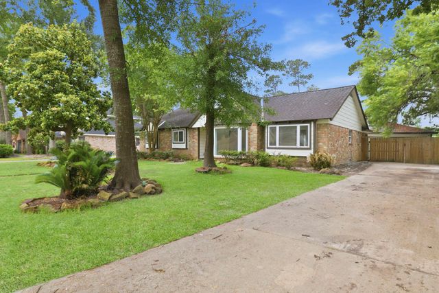 15215 Parkville Drive, Houston, TX 77068
