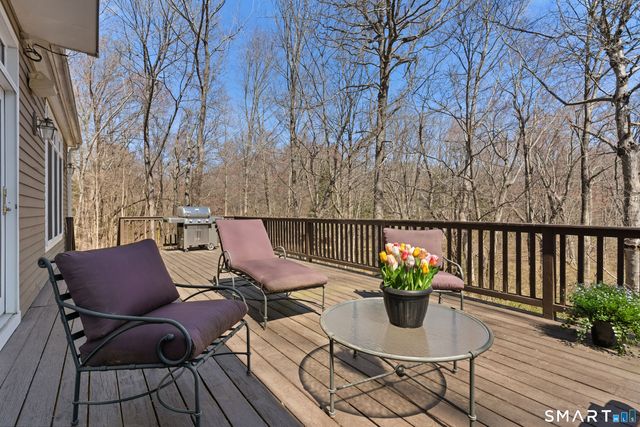 350 Chestnut Hill Road, Norwalk, CT 06851