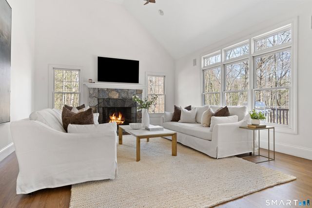 350 Chestnut Hill Road, Norwalk, CT 06851