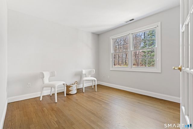 350 Chestnut Hill Road, Norwalk, CT 06851