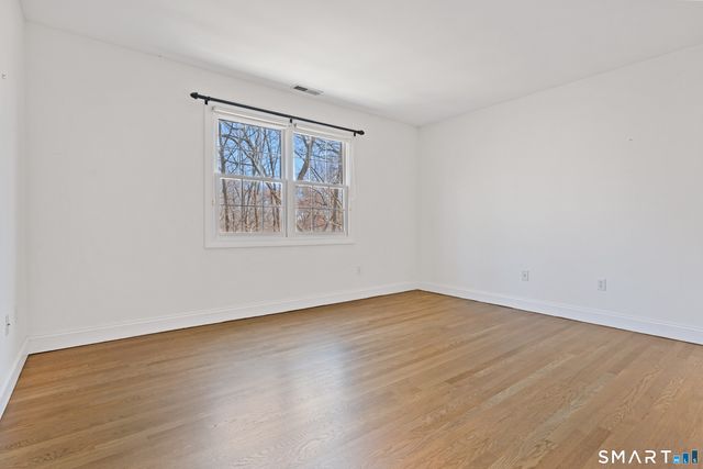 350 Chestnut Hill Road, Norwalk, CT 06851