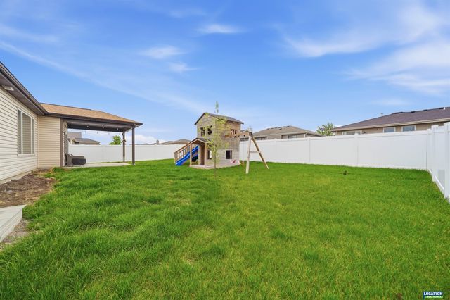 2855 W Rose Street, Lincoln, NE 68522