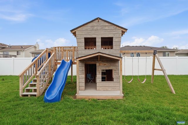 2855 W Rose Street, Lincoln, NE 68522
