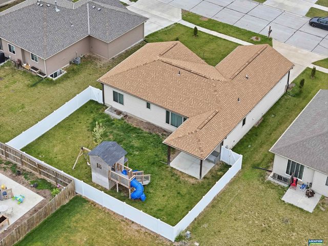 2855 W Rose Street, Lincoln, NE 68522