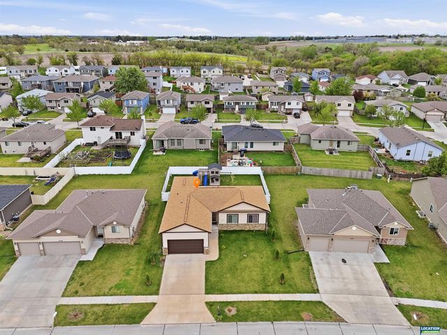 2855 W Rose Street, Lincoln, NE 68522