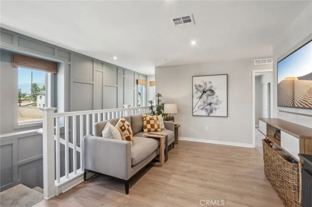 6366 Moonfire Lane, Fontana, CA 92336